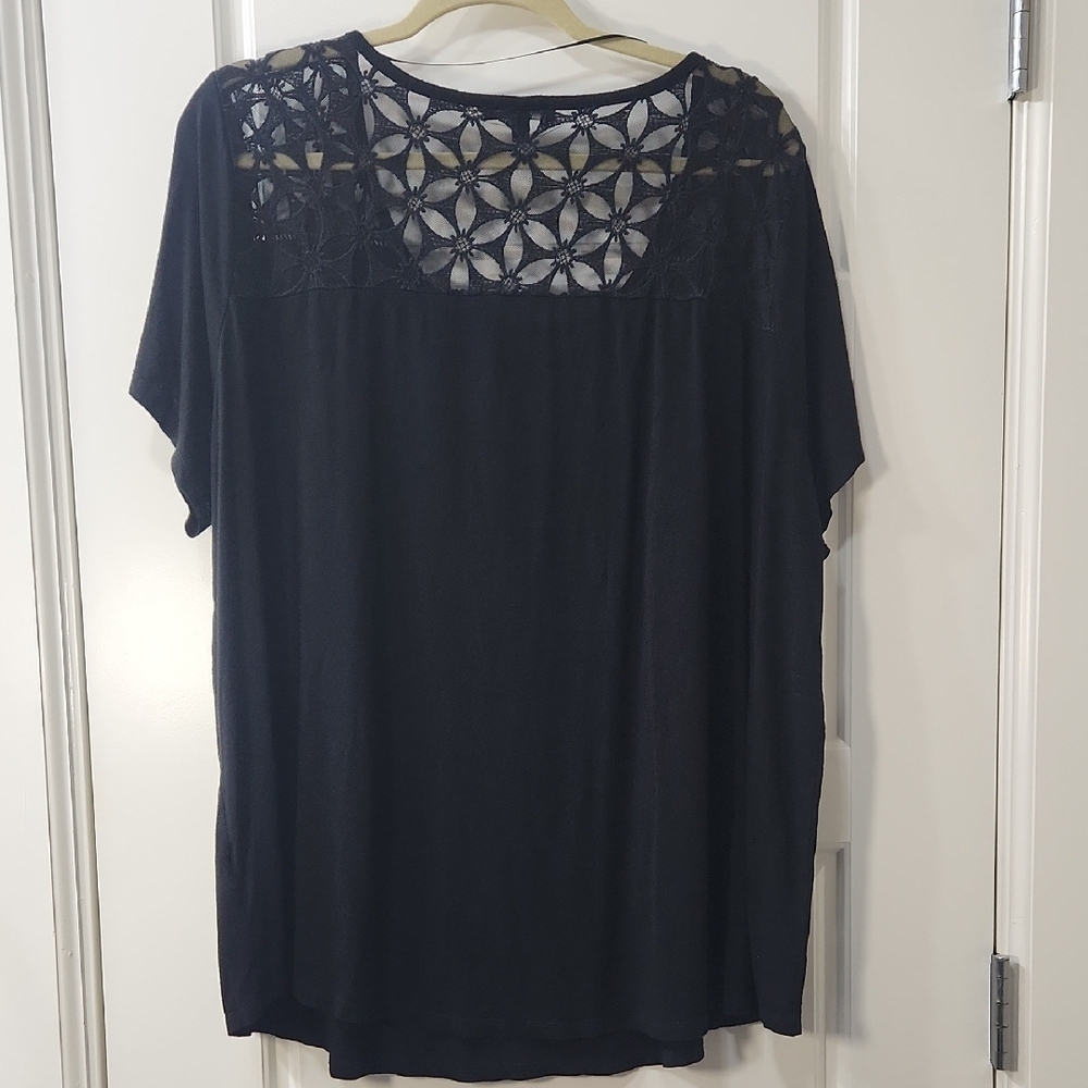 Cable & Gauge Black Lace Accent Blouse - 3X - Picture 7 of 8